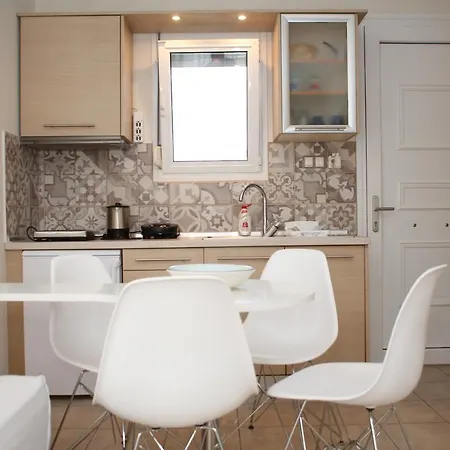 アパート Kostis リメナリア